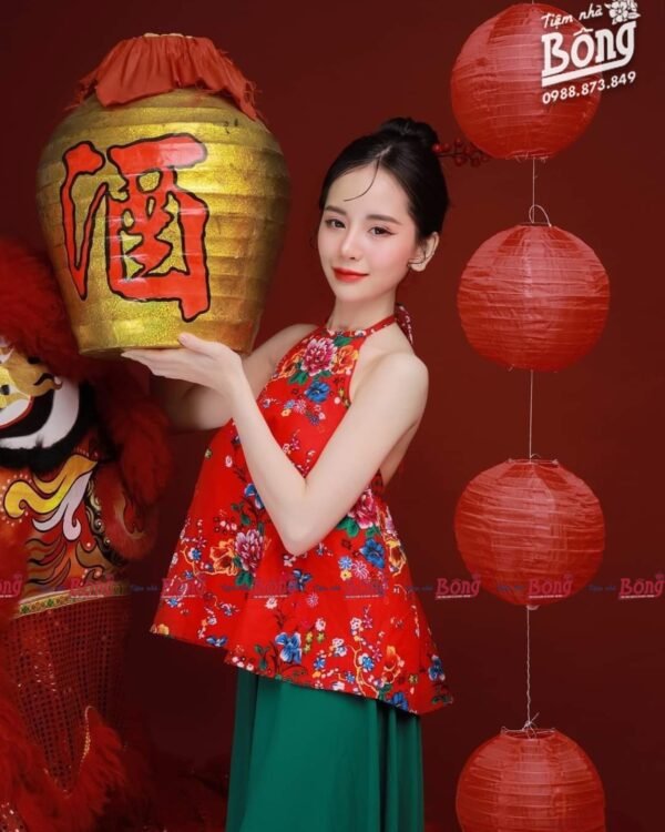 Cho Thuê Sét  Yếm Đỏ Váy Xanh