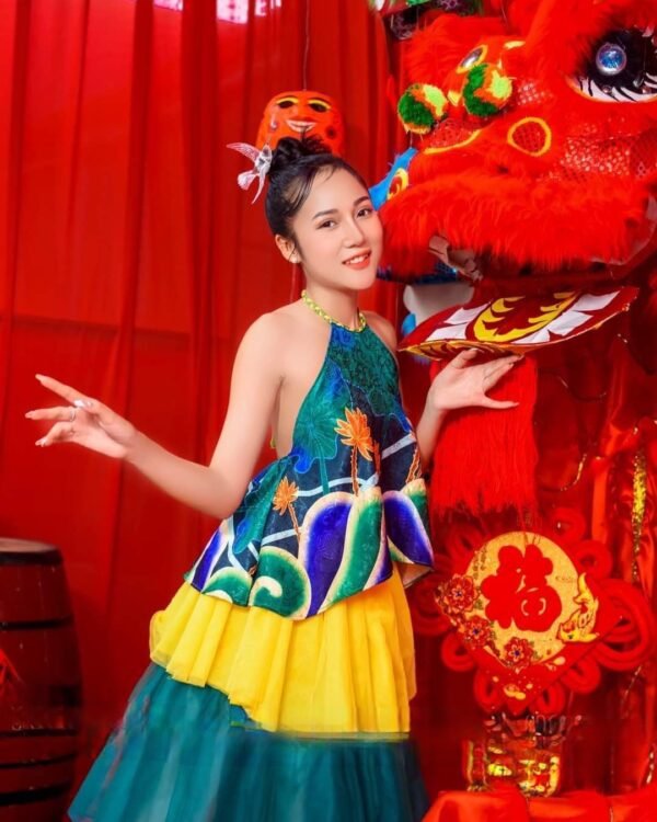 Cho Thuê Set Yếm Tầng Đủ Màu (Người Lớn)