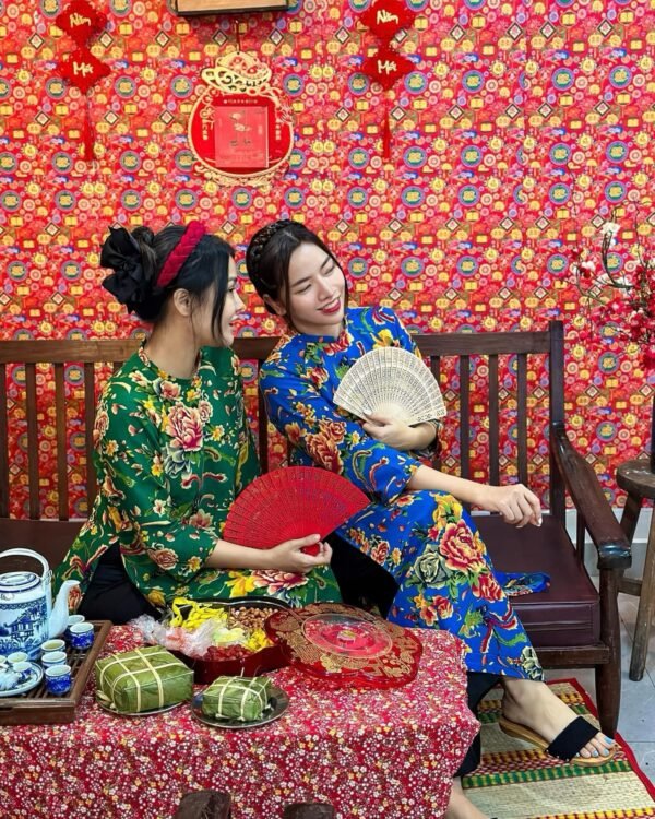 Cho Thuê Áo Dài Chăn Con Công 4 Màu