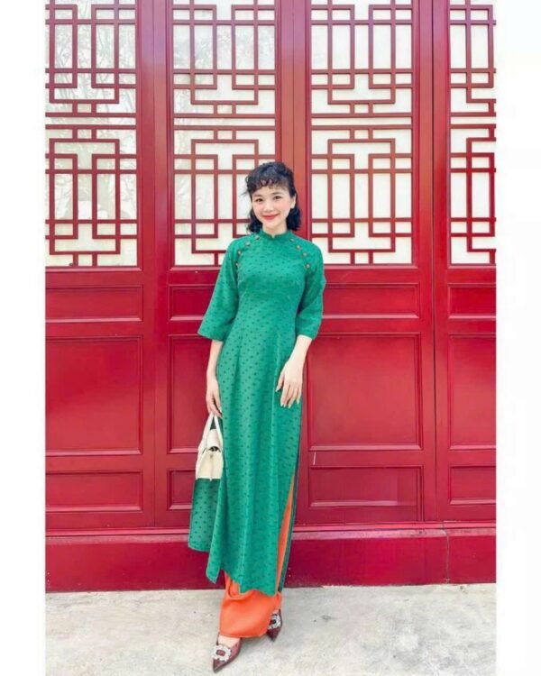 Cho Thuê Áo Dài Tay Lỡ Chấm Bi Xanh