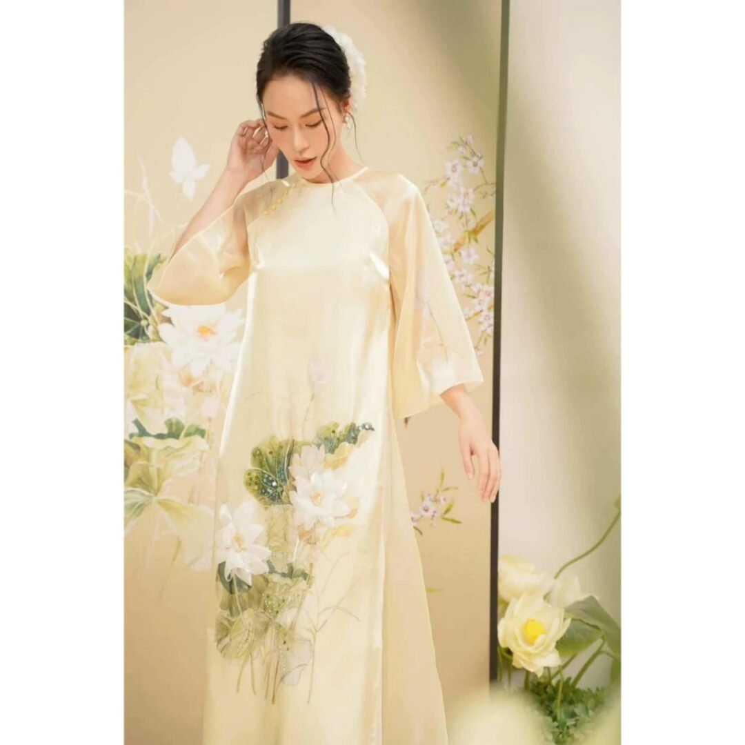 Áo Dài Tơ Đính Hoa Sen Nổi Vàng 01