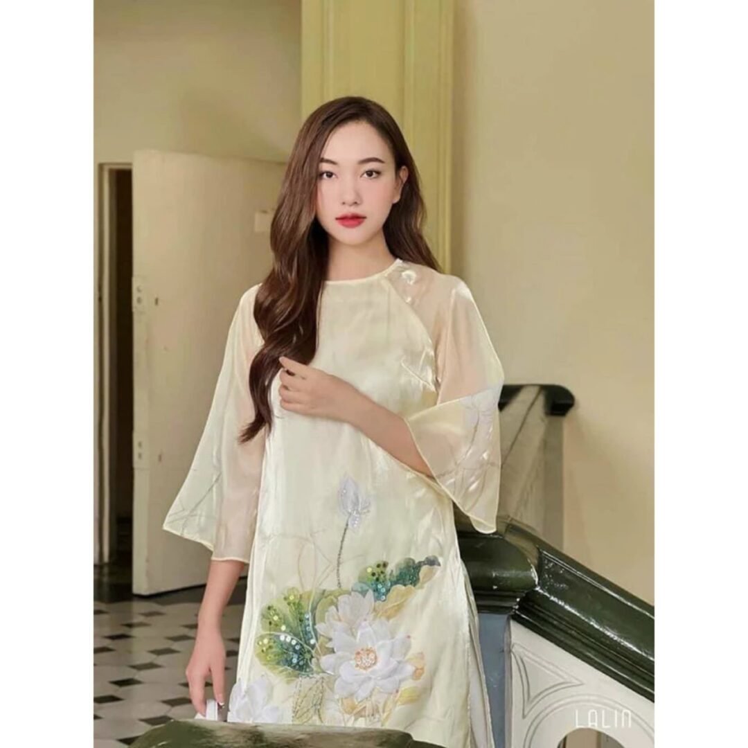 Áo Dài Tơ Đính Hoa Sen Nổi Vàng 03