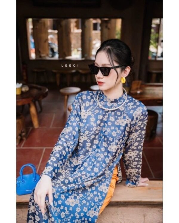 Cho Thuê Áo Dài Lụa Gấm CayLeo Xanh Dương
