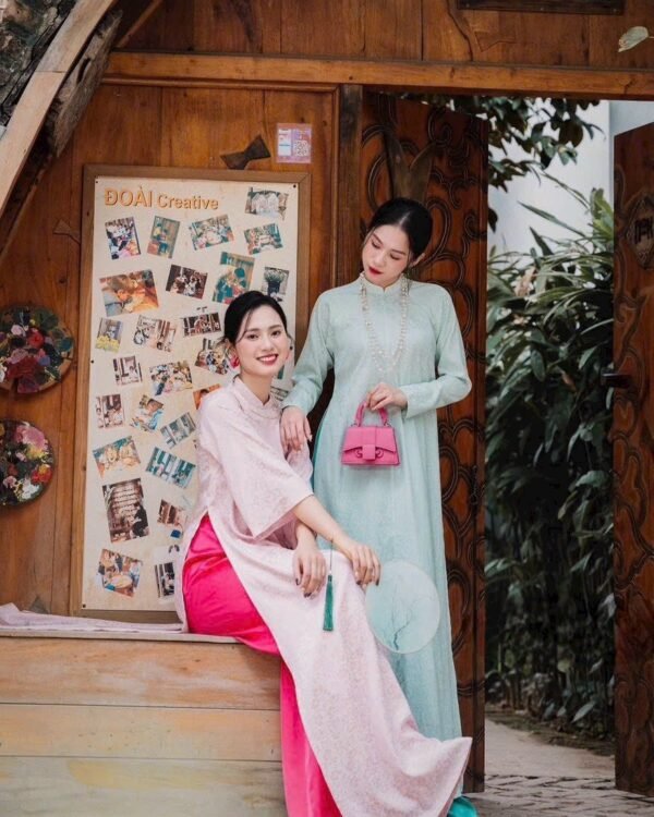 Cho Thuê Áo Dài Cổ Trụ CayLeo Hoa Xanh