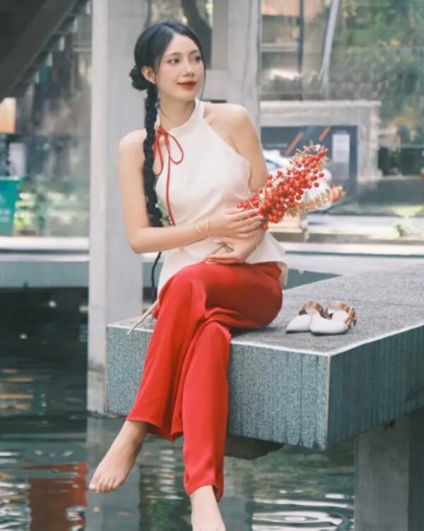 Cho Thuê Set Yếm Lụa Áo Trắng Quần Đỏ