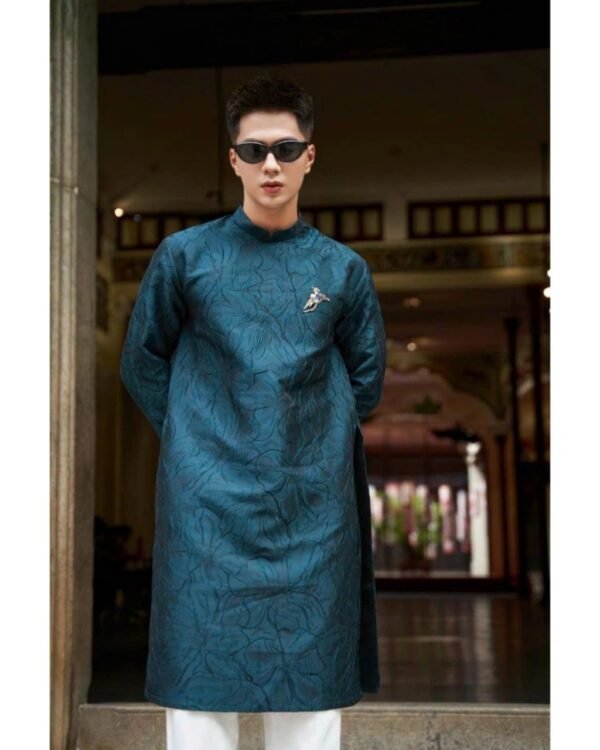Cho Thuê Áo Dài Gấm Nam Vân Nổi 3 Màu