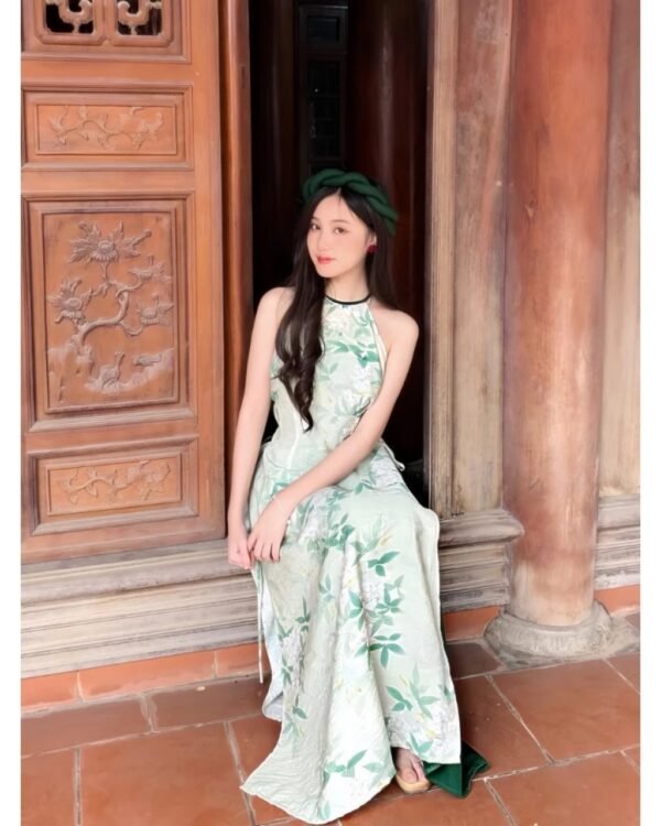 Cho Thuê Set Yếm Dài Hoa Lá Xanh