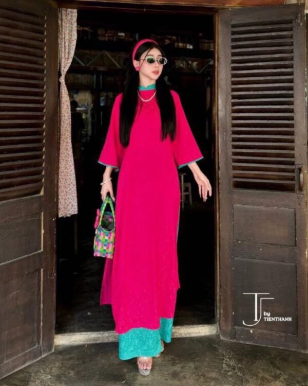 Cho Thuê Áo Dài Hoa Viền Tay Cổ Xanh
