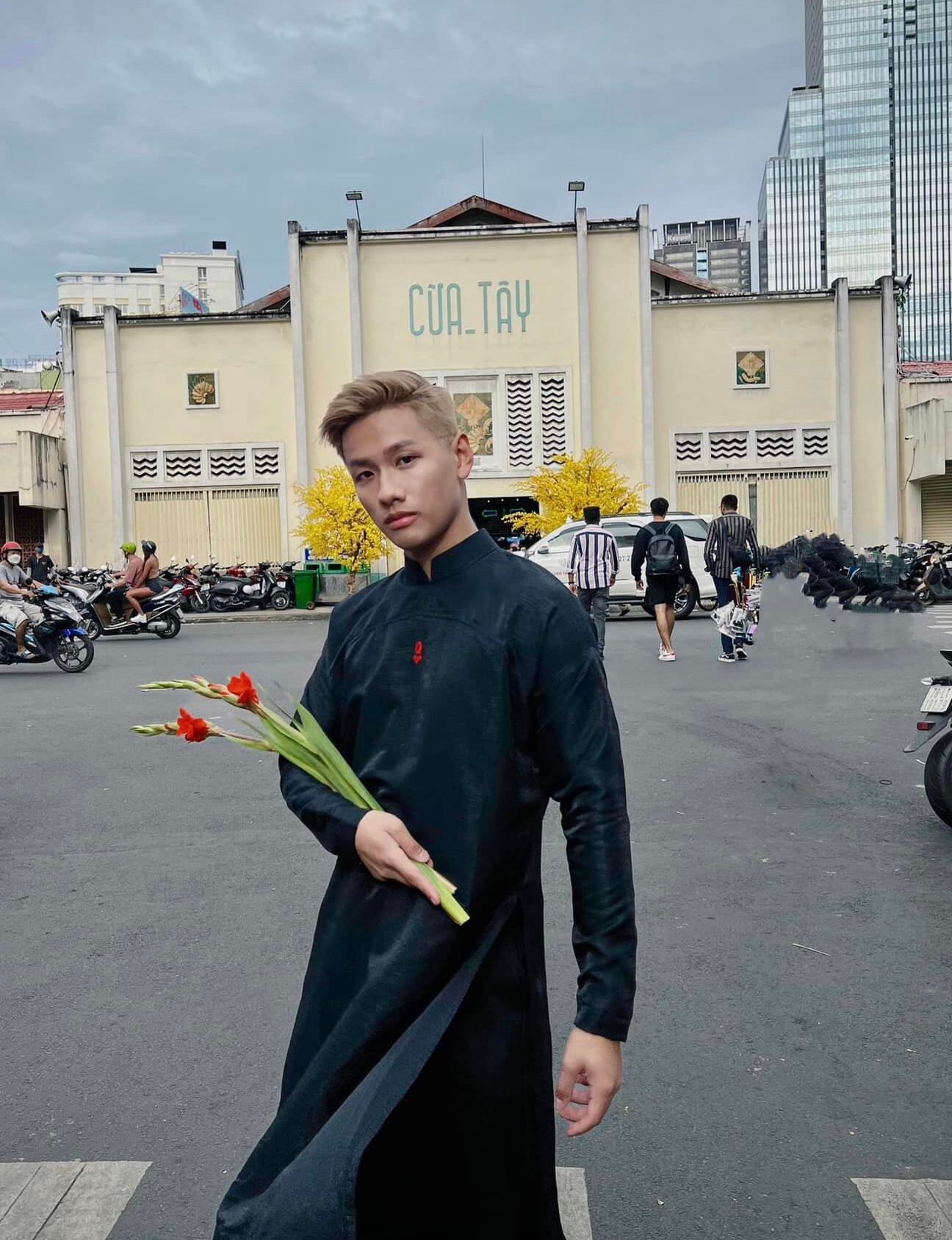 Cho Thuê Áo Dài Nam Dizai Đen Trơn