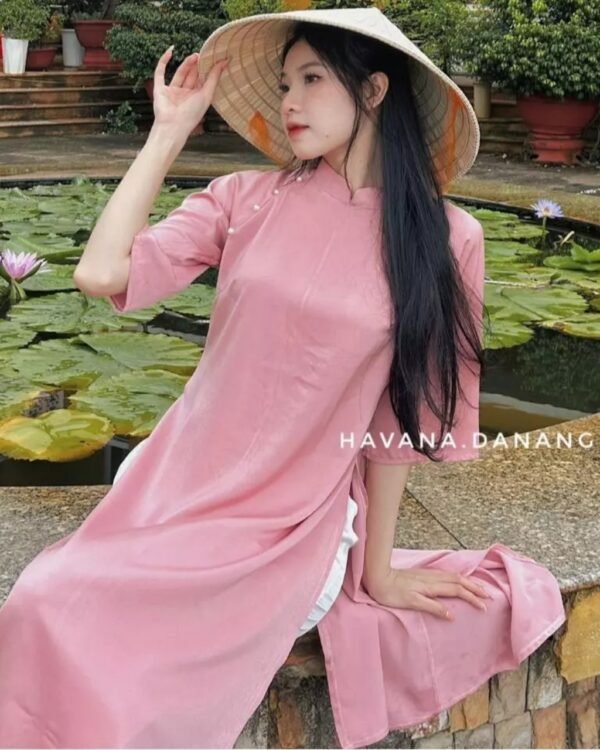 Cho Thuê Áo Dài Nút Áo Hai Bên Hồng