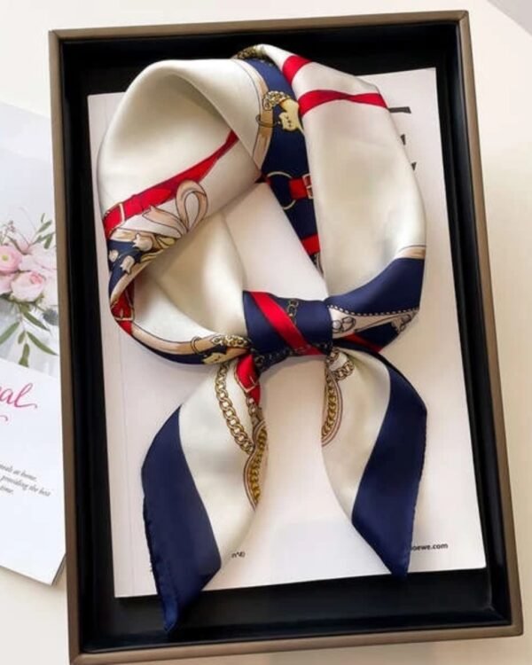 Cho Thuê Phụ Kiện Khăn Lụa Bandana