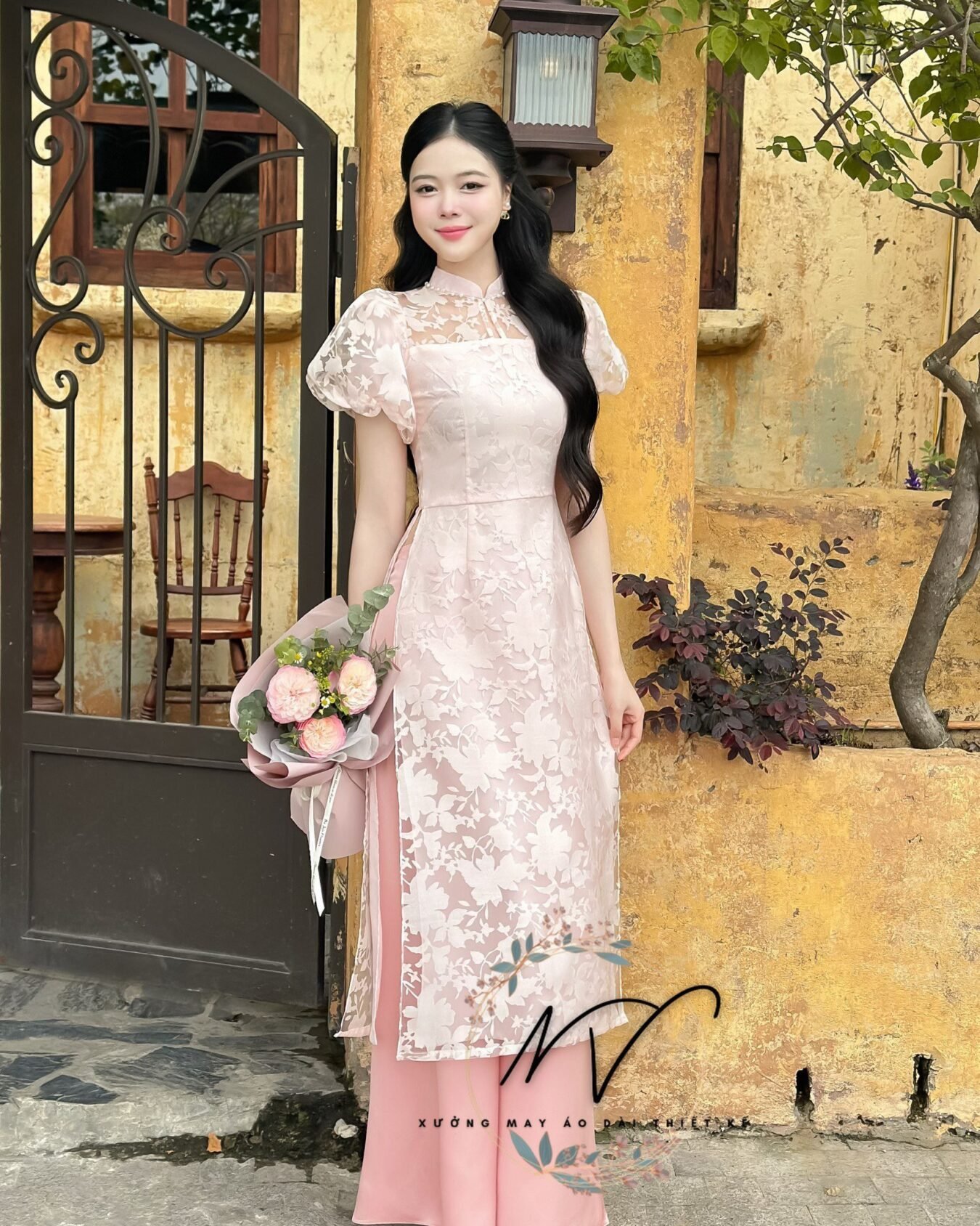 Cho Thuê Áo Dài Tay Phồng Cổ Ngọc Trai Hồng