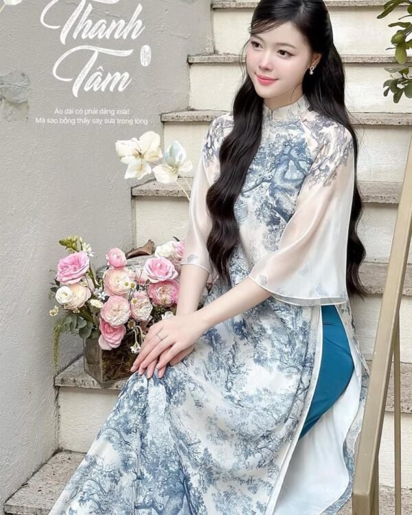 Cho Thuê Áo Dài Form Ôm Loang Xanh Trắng