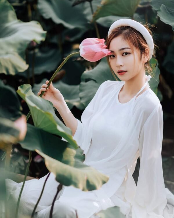 Cho Thuê Set Tứ Thân Full Trắng (Kèm Mấn)