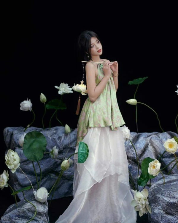 Cho Thuê Set Yếm Kiềng Cổ Hoa Xanh