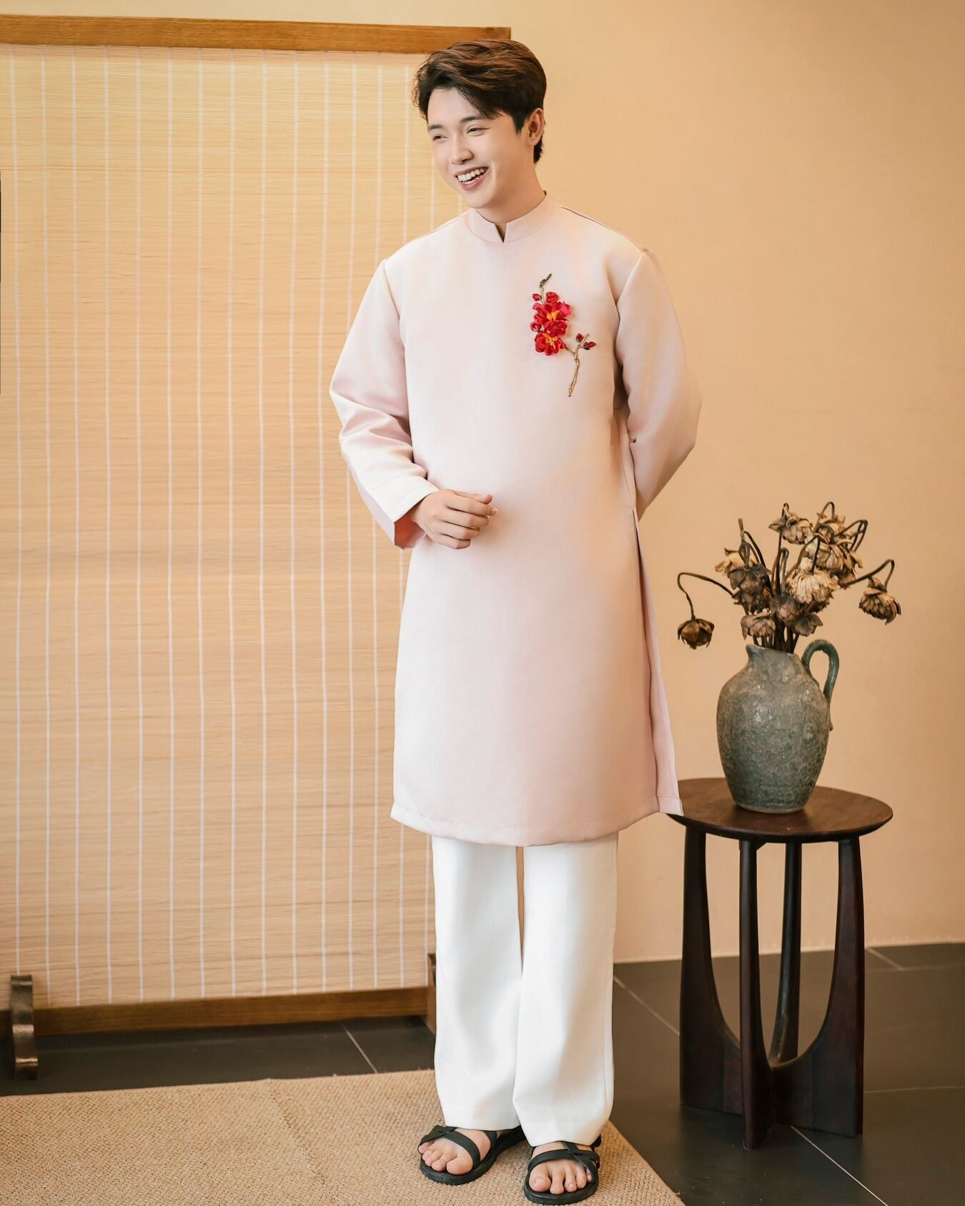 Cho Thuê Áo Dài Nam Đính Hoa Hồng OAO (Có Bigsize)