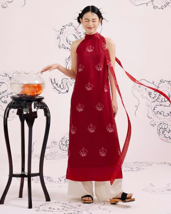 Cho Thuê Set Yếm Lan Chi KUCHI MACHIC Đỏ