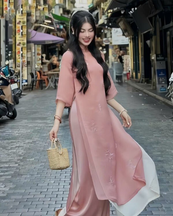 Cho Thuê Áo Dài Bốn Lớp Hoa Nhí Hồng