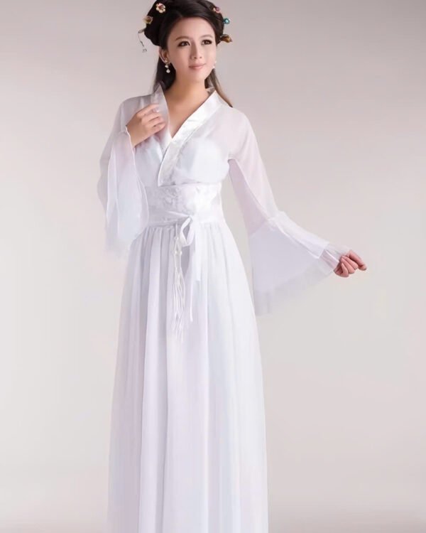 Cho Thuê Set Hán Phục Chị Hằng Trắng