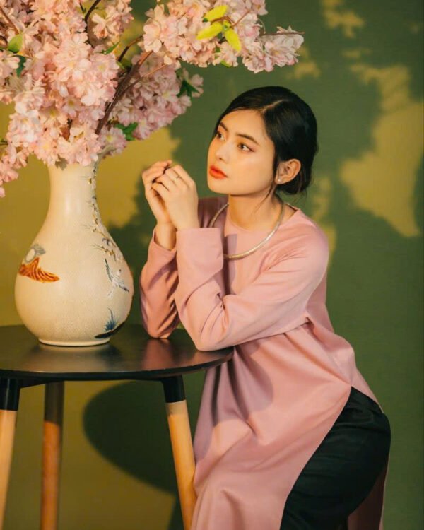 Cho Thuê Áo Dài Cổ Tròn Trơn LYNA Hồng (Có Bigsize)