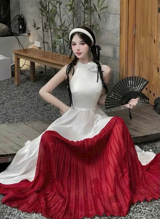Cho Thuê Set Yếm Áo Trắng Váy Đỏ Dập Ly