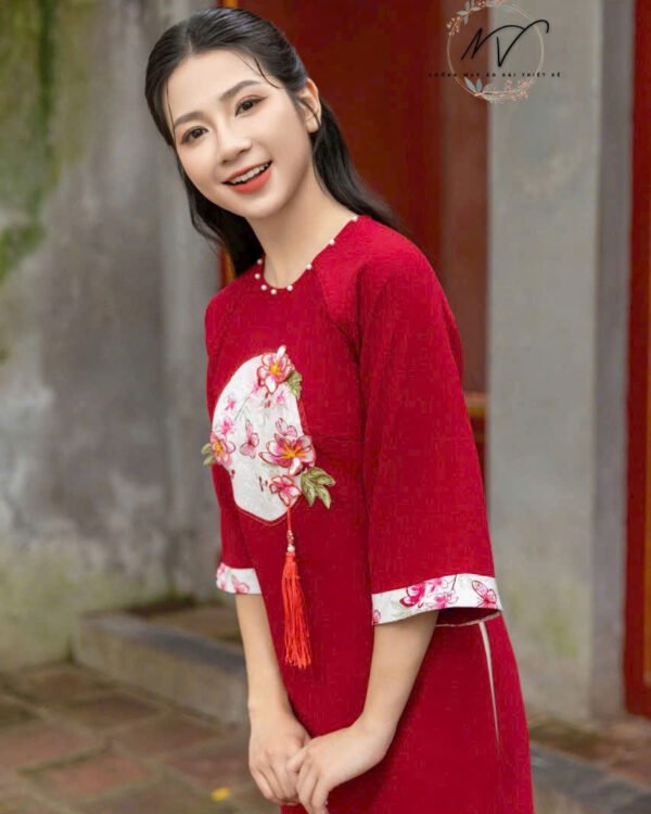 Cho Thuê Áo Dài Đỏ Cổ Tròn Vòng Bướm Trắng (Có Bigsize)