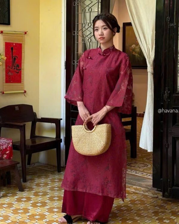 Cho Thuê Áo Dài Khảm Vân Nổi Havana Đỏ