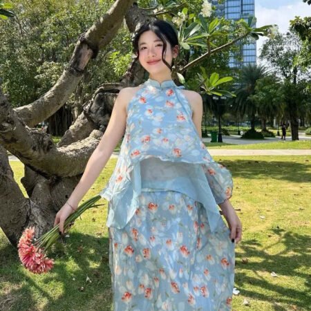 Cho Thuê Set Yếm Xanh Dương Họa Tiết Viền Cổ Xanh Shina