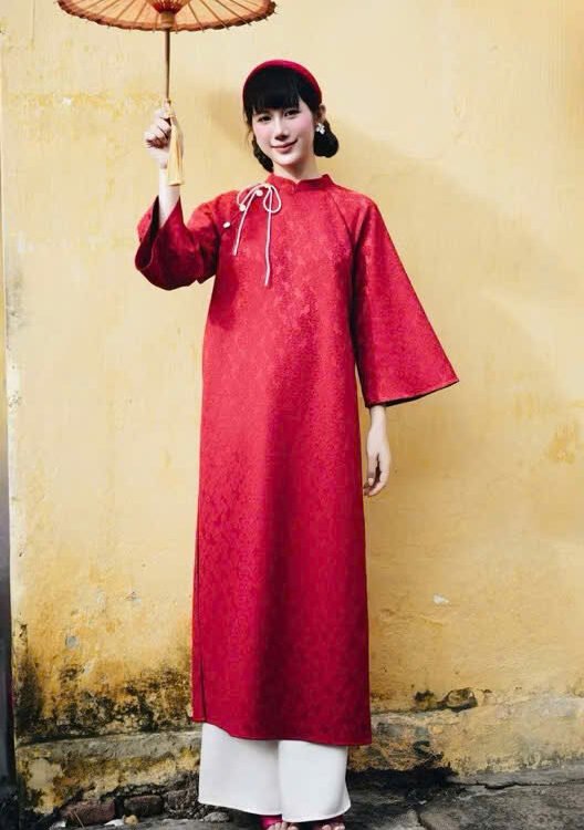 Cho Thuê Áo Dài Hoa Nổi Cột Nơ Đỏ