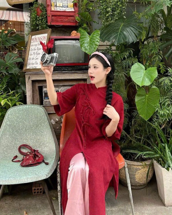 Cho Thuê Áo Dài Xẻ Tà Ba Nơ Đỏ
