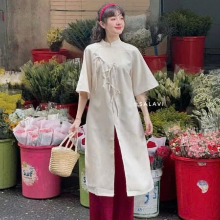 Cho Thuê Áo Dài Xẻ Tà Ba Nơ Kem