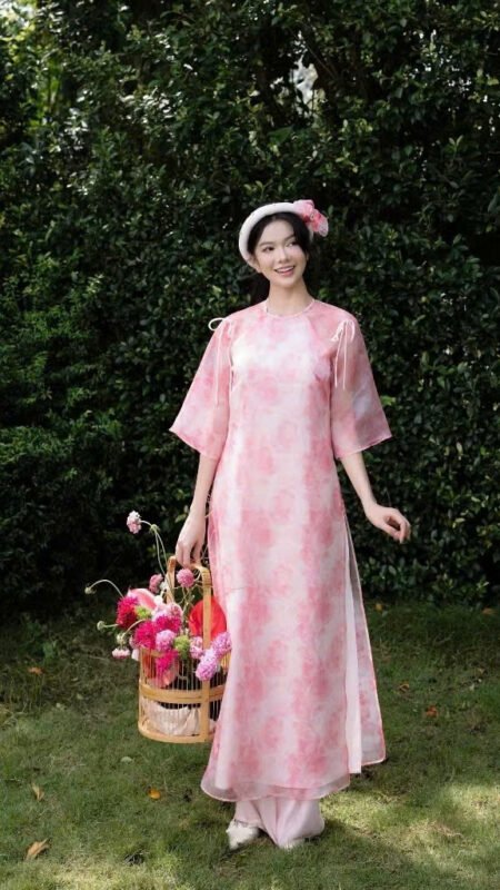 Cho Thuê Áo Dài Voan Loang Đính Nơ Hồng ( Có Bigsize )