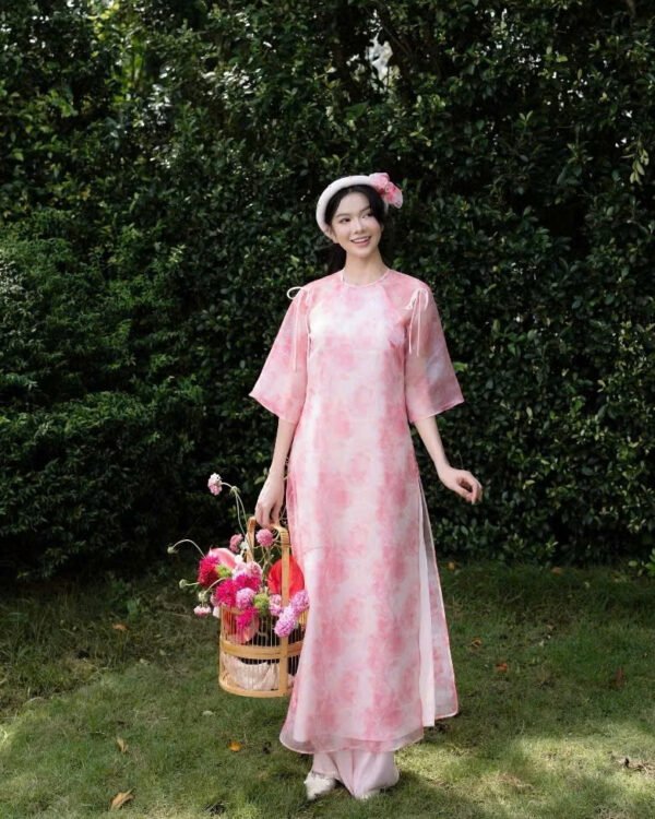 Cho Thuê Áo Dài Voan Loang Đính Nơ Hồng ( Có Bigsize )