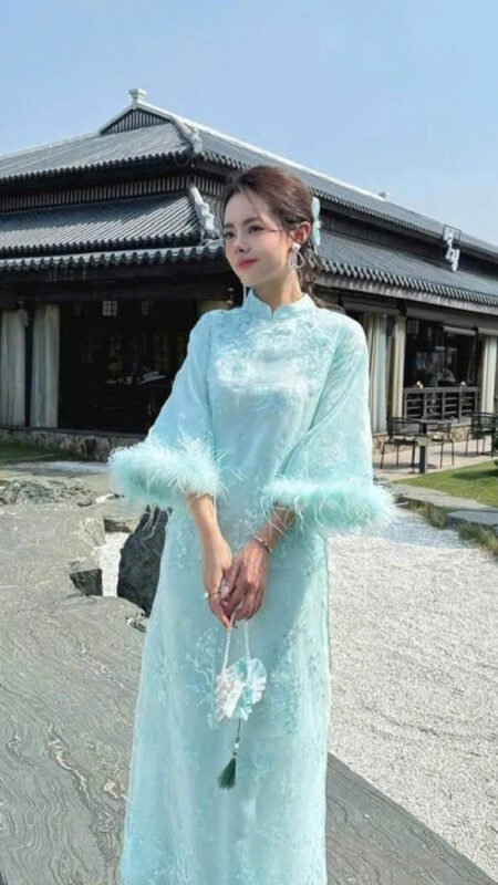 Cho Thuê Áo Dài Cổ Trụ Hoa Đào Viền Lông Xanh Dương  ( Có Bigsize )