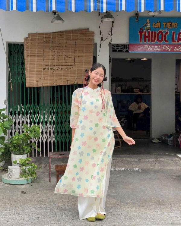 Cho Thuê Áo Dài Áo Dài Lục Mai Vàng Kem Hvn ( Có Bigsize )
