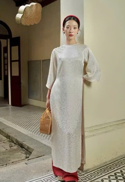 Cho Thuê Áo Dài Áo Dài Hồng Hoa Chìm 3 khảm