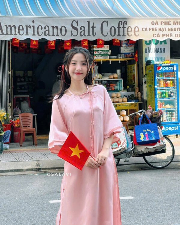 Cho Thuê Áo Dài Hồng Uyển Dư Tà Kem Hồng HVN