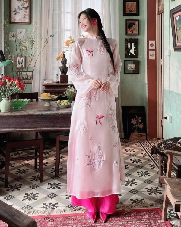 Cho Thuê Áo Dài Cát Nhã Thêu Hoa Hồng ( Có Bigsize )