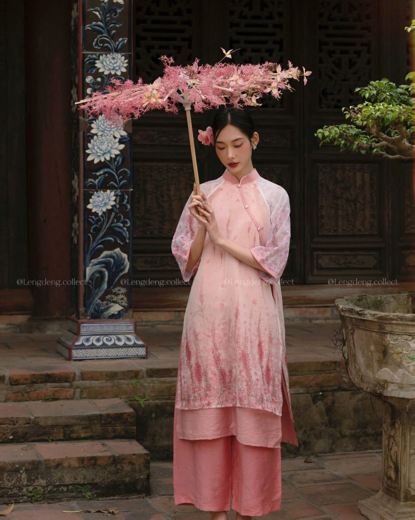 Cho Thuê Áo Dài Lengdeng Sơn Mài Hồng