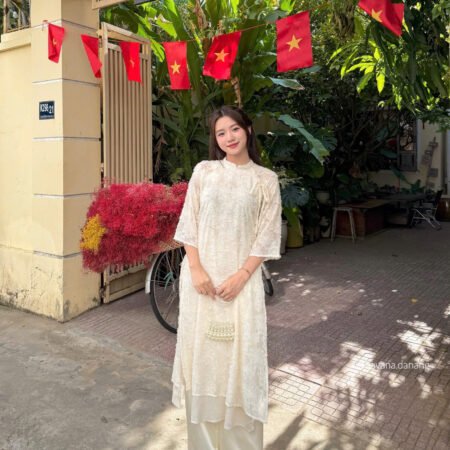Cho Thuê Áo Dài Lông Vũ Khoét Kem