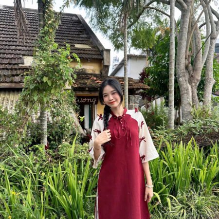 Cho Thuê Áo Dài Hai Tay Đính Nơ Đỏ HUTA