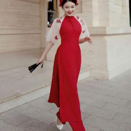 Cho Thuê Áo Dài Đỏ Uyên Cát Thêu Bướm AGUJA