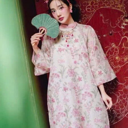Cho Thuê Áo Dài Thiều Hoa Cổ Trụ Hồng