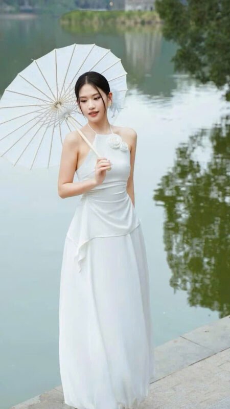 Cho Thuê Set Yếm Lụa Trắng Lọ Lem