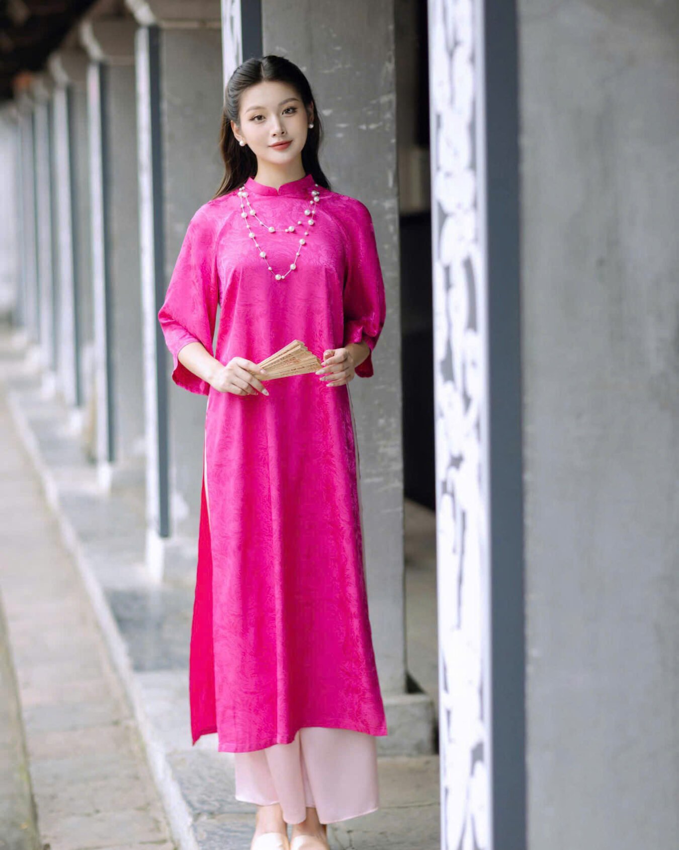 Cho Thuê Áo Dài Tây Thi Hoa Văn Hồng Đậm ( Có Bigsize )