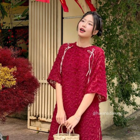 Cho Thuê Áo Dài Cổ Tròn Lông Vũ Đỏ ( Có Bigsize )