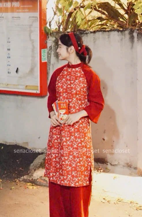 Cho Thuê Áo Dài Hoa Lá Vàng Đỏ