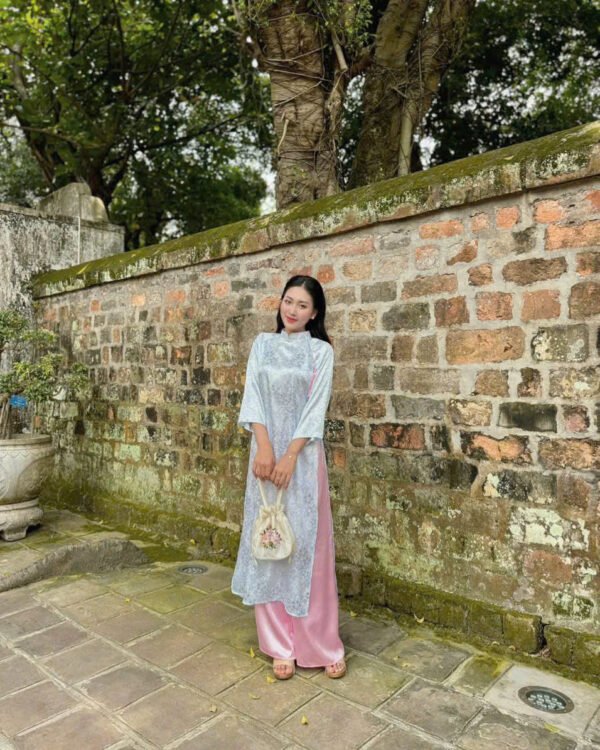 Cho Thuê Áo Dài Cổ Trụ Hoa Chìm Xanh Mint ( Có Bigsize )