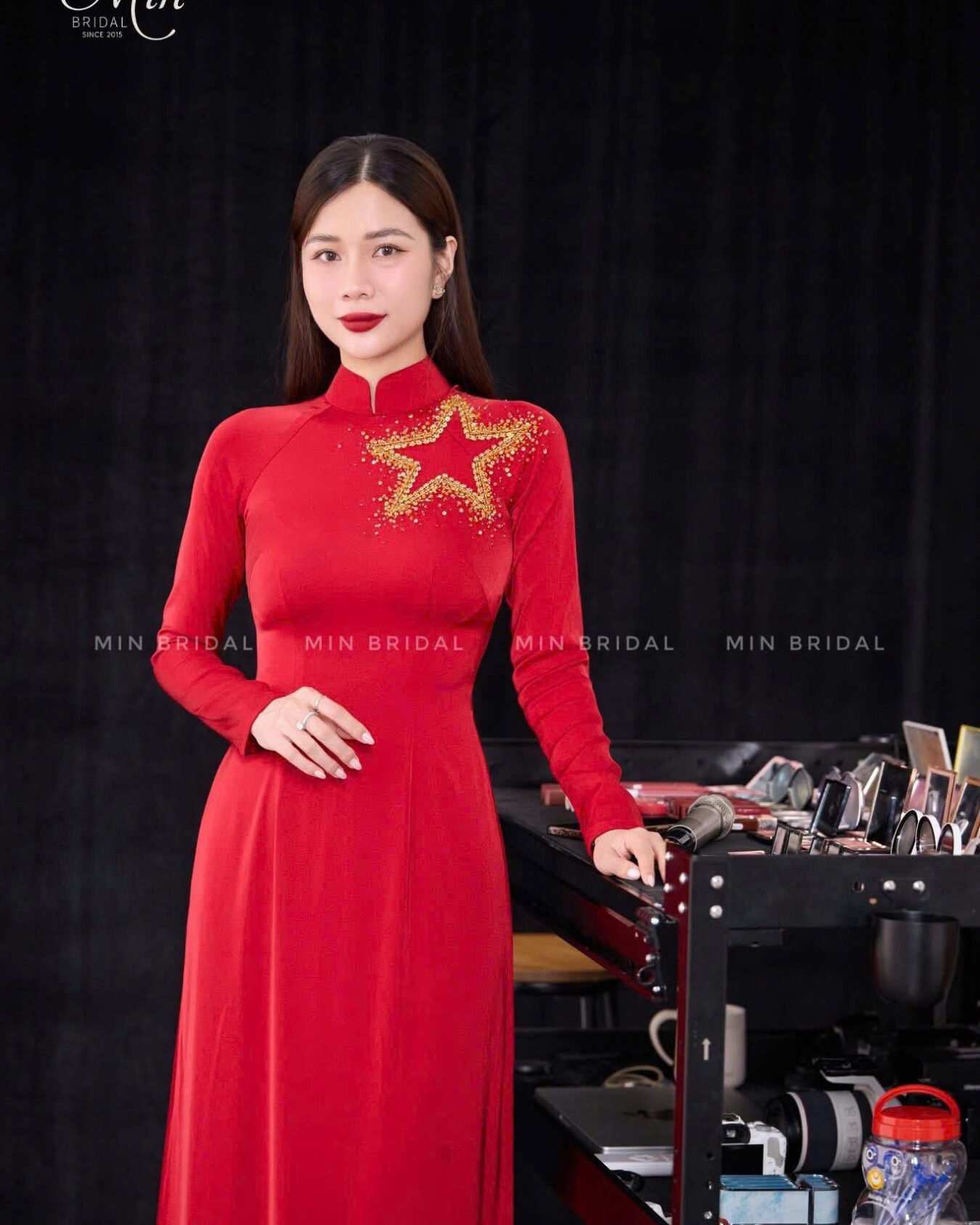 Cho Thuê Áo Dài Đỏ Kết Ngôi Sao Vàng (Có Bigsize)