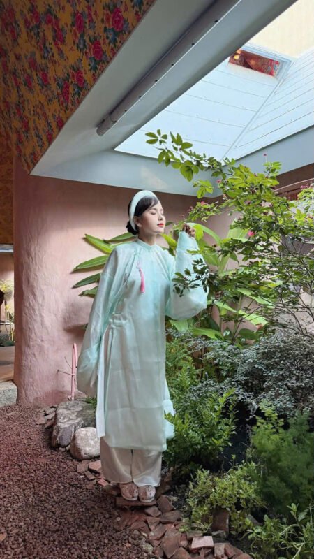 Cho Thuê Áo Tấc Nữ Tay Thụng Trơn Xanh Mint Nhạt (Kèm Mấn - Có Bigsize)